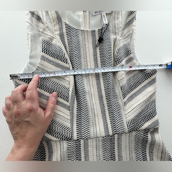 BCBG Jacquard Striped A-Line Dress Size 4 - Picture 8 of 10